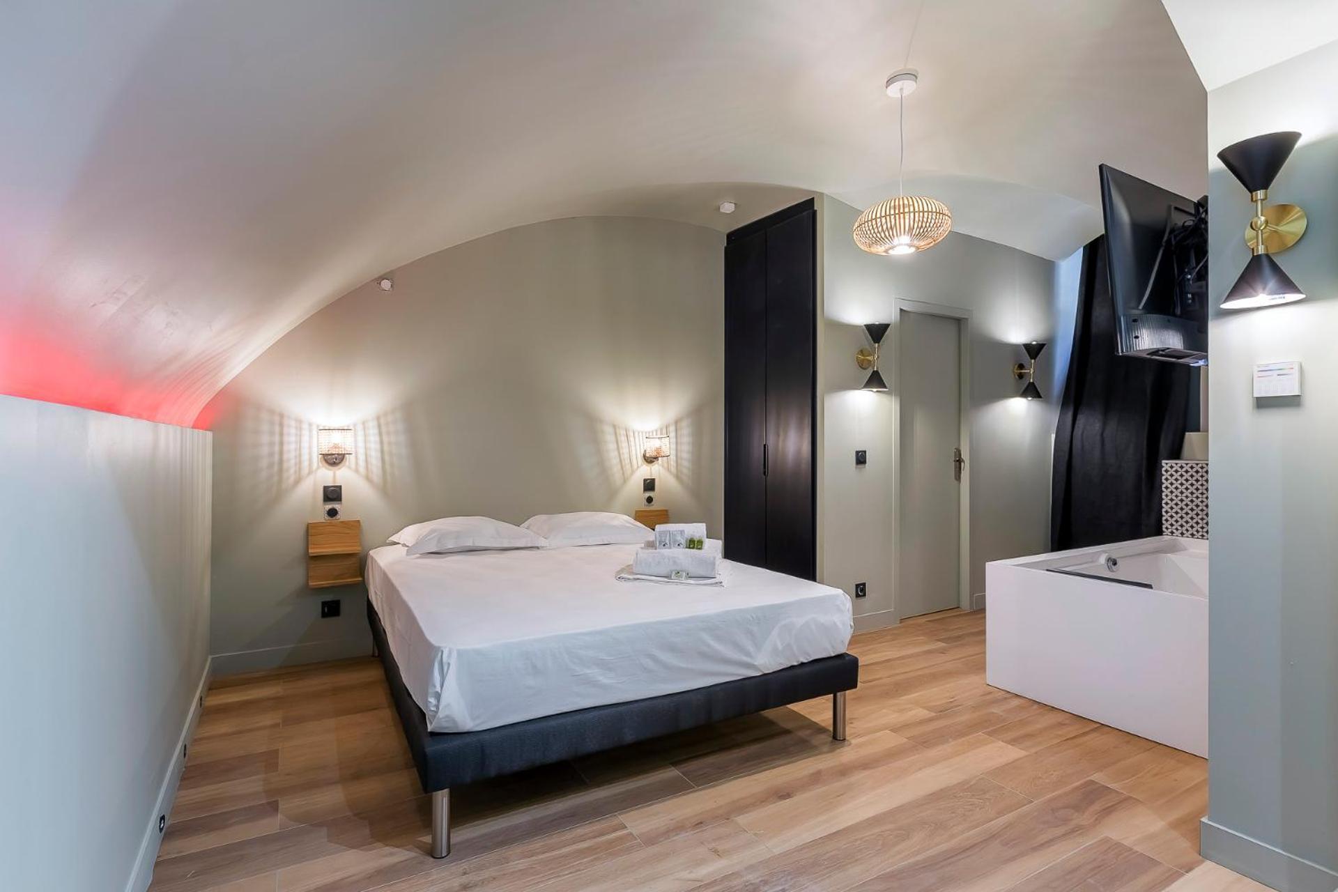 Suite Romantique Balneo Centre Lyon Buitenkant foto