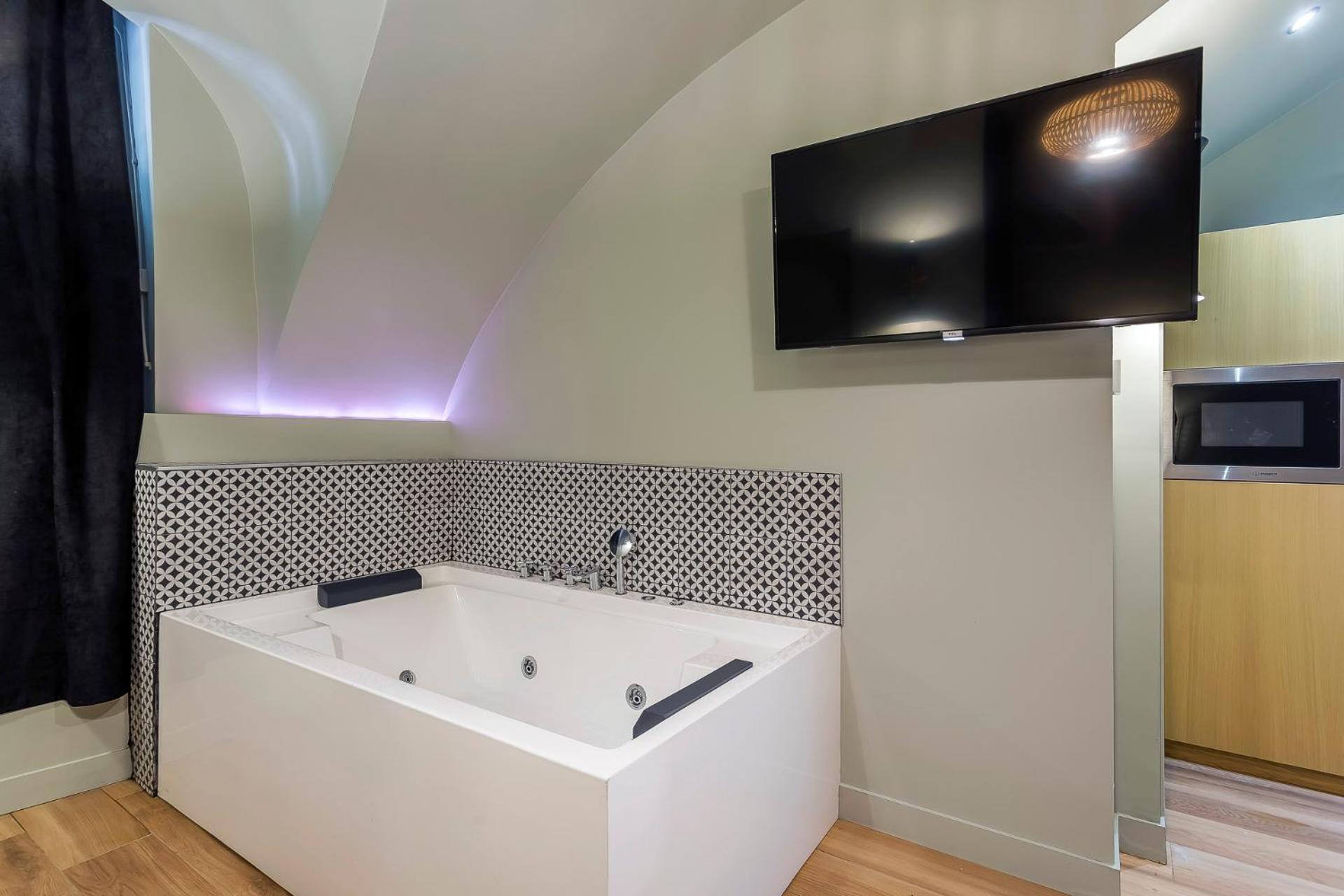 Suite Romantique Balneo Centre Lyon Buitenkant foto