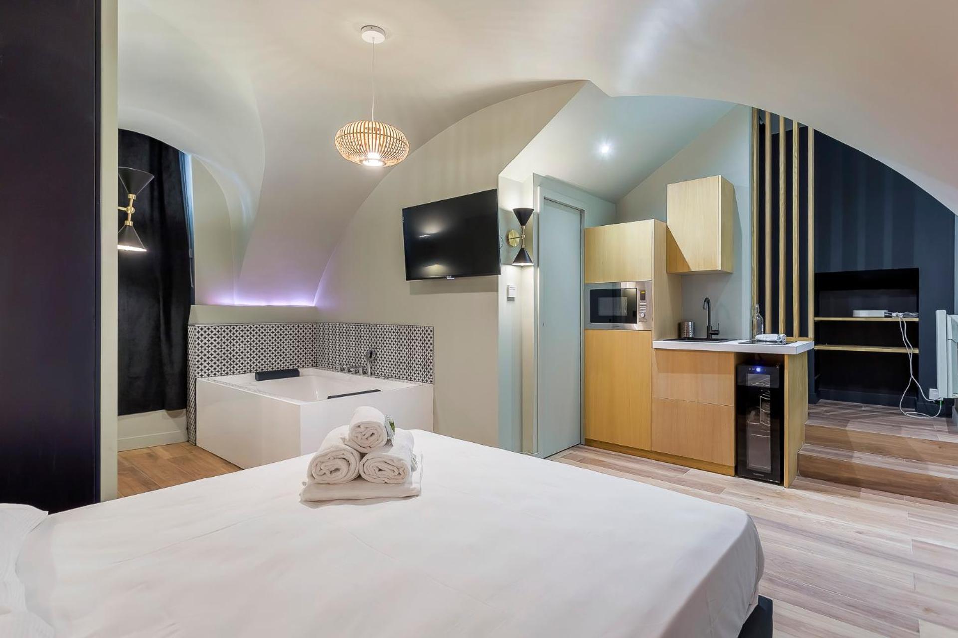Suite Romantique Balneo Centre Lyon Buitenkant foto